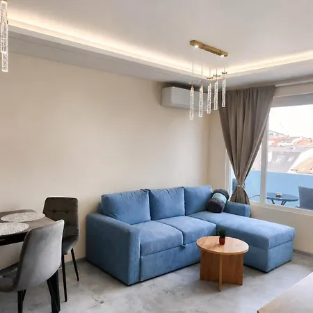 Mir Cozy Апартамент Варна